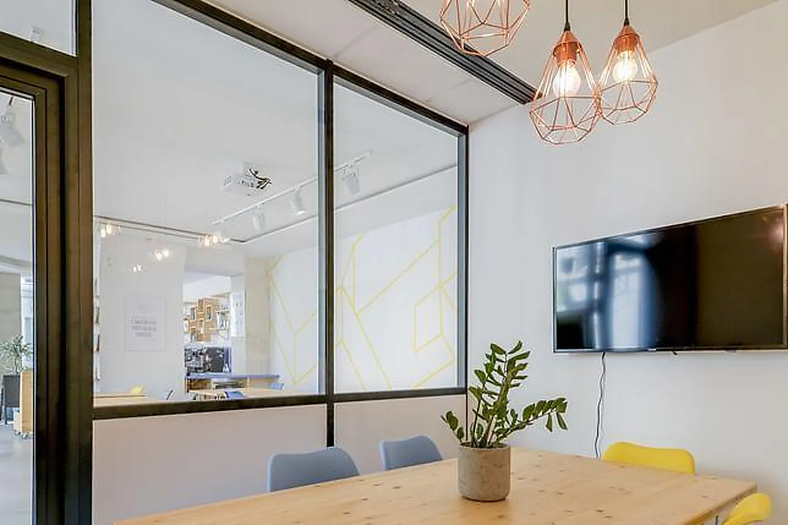 Lieux événementiels, MEDIASCHOOL ECS