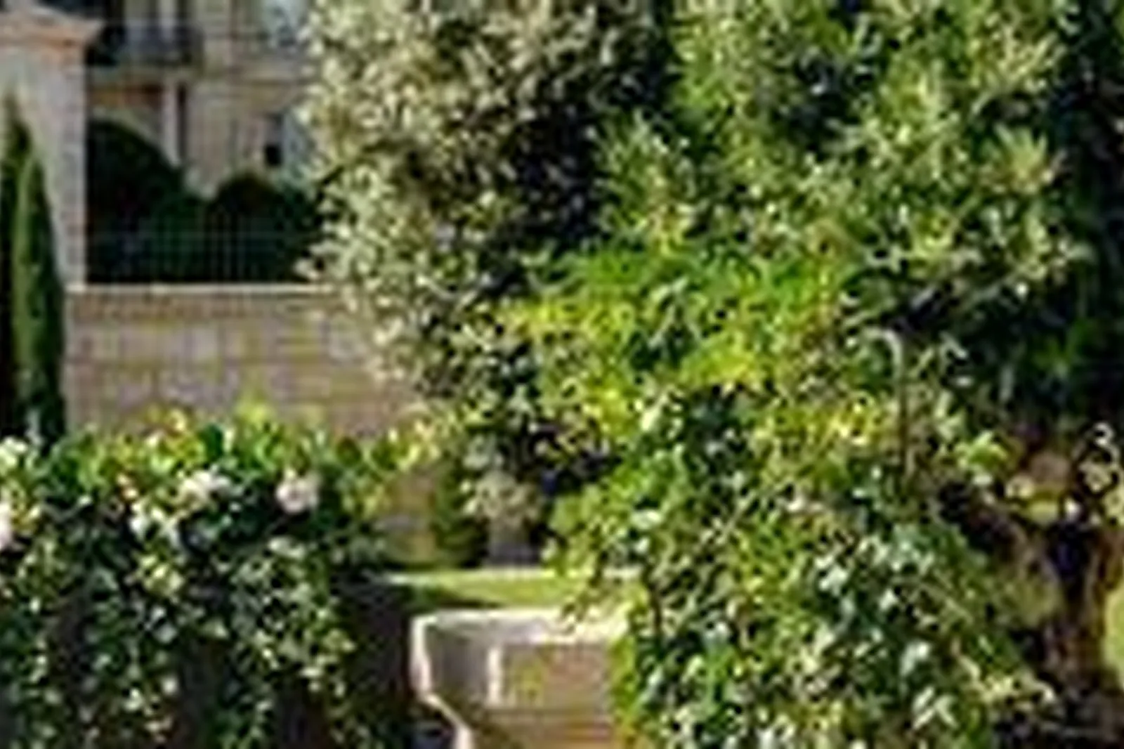 Lieux événementiels, LA GRANDE MAISON DE BERNARD MAGREZ