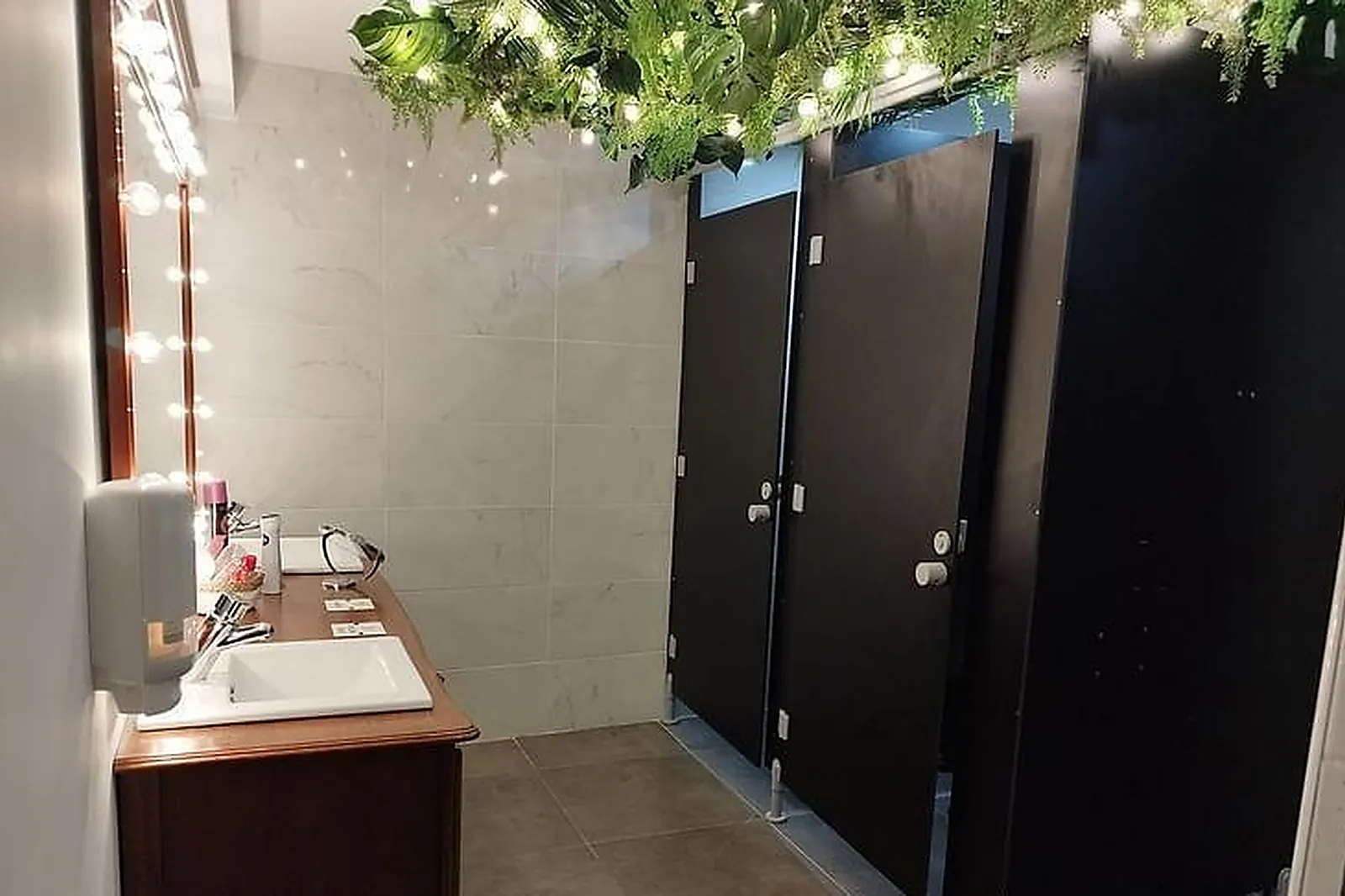 Lieux événementiels, LA GRANDE ÉPOQUE