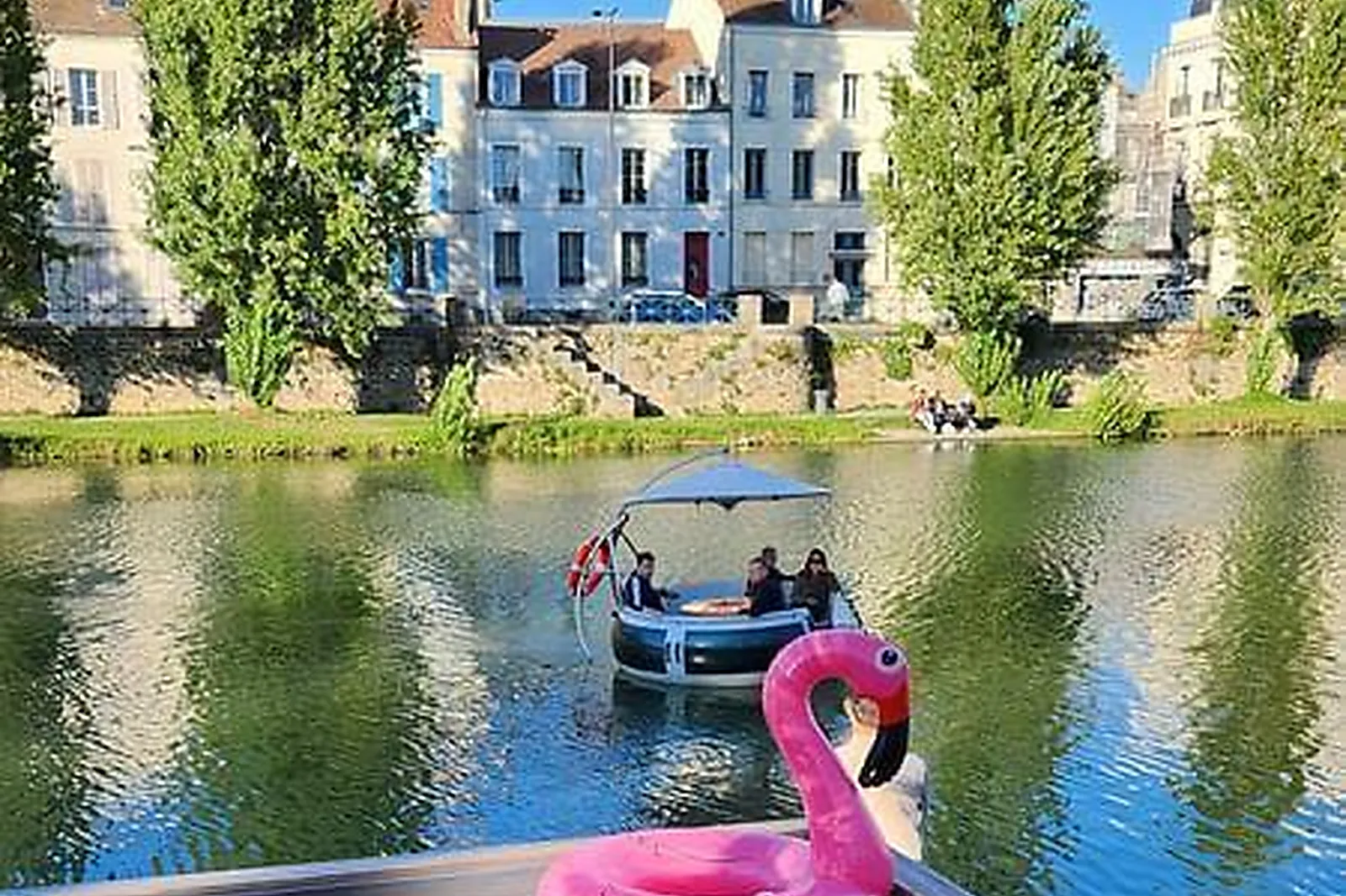 Lieux événementiels, LA GUINGUETTE GEEK