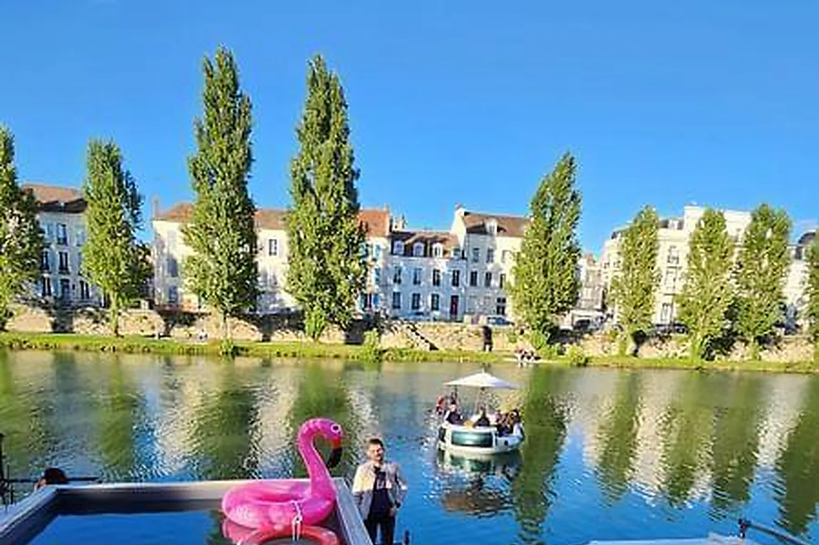 Lieux événementiels, LA GUINGUETTE GEEK