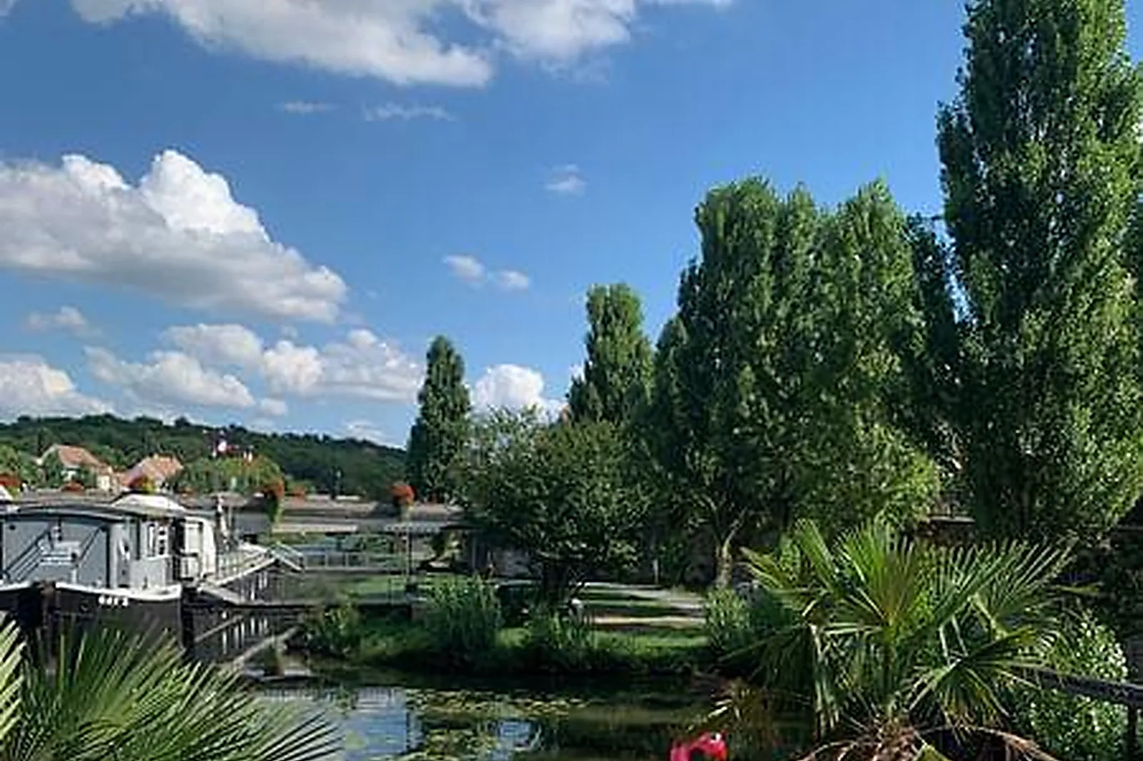 Lieux événementiels, LA GUINGUETTE GEEK