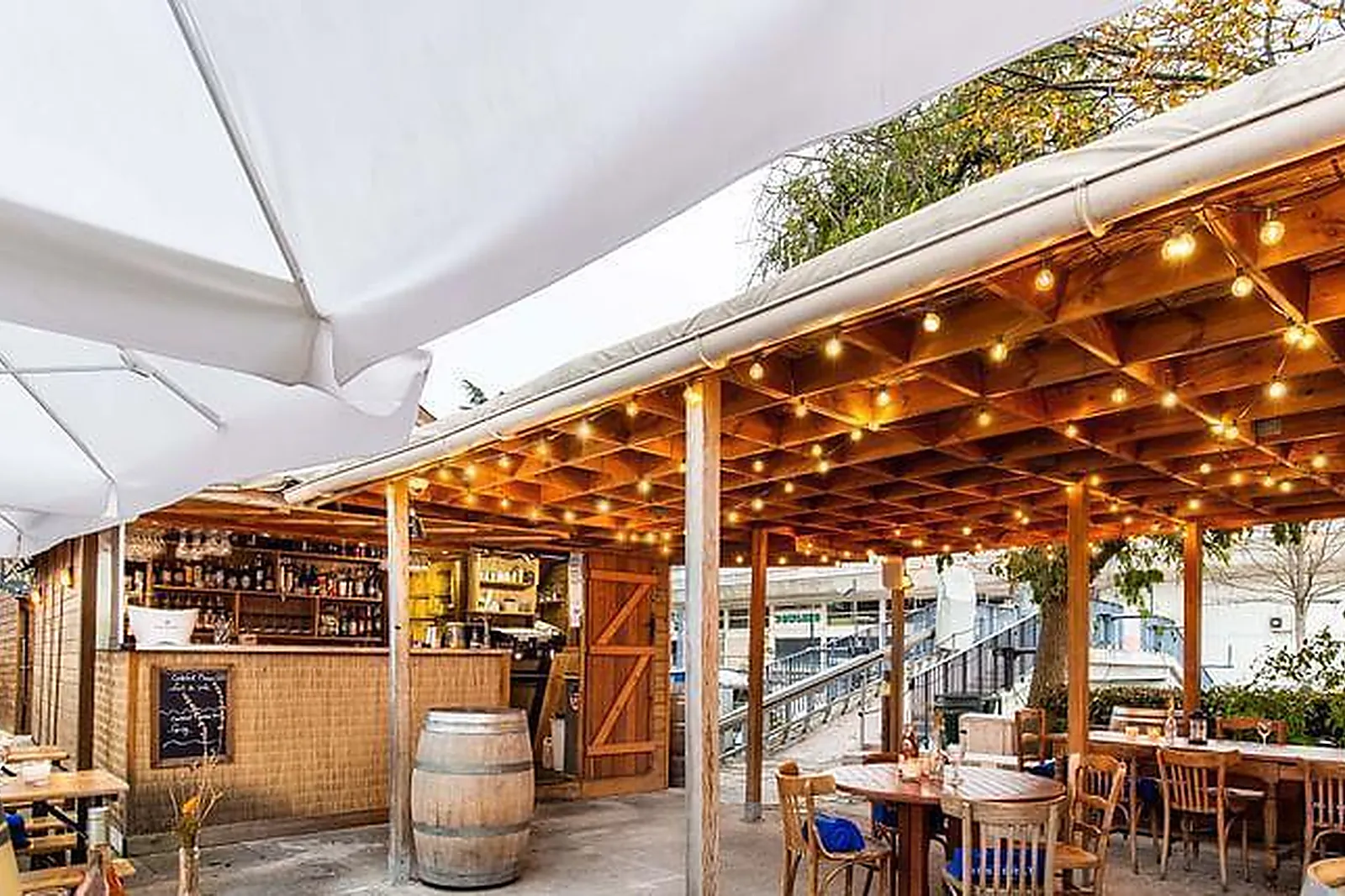 Lieux événementiels, LA GUINGUETTE DES MAQUEREAUX