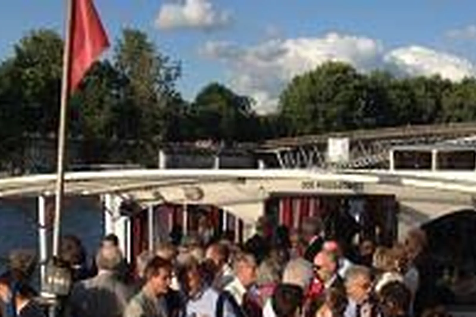 Lieux événementiels, LA GUÊPE BUISSONIÈRE