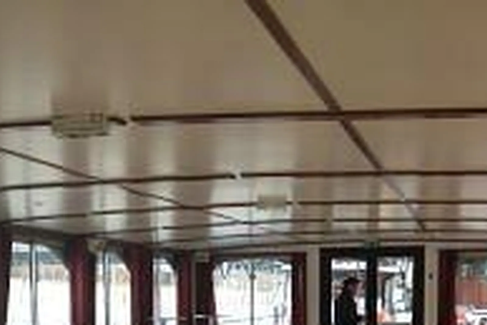 Lieux événementiels, LA GUÊPE BUISSONIÈRE