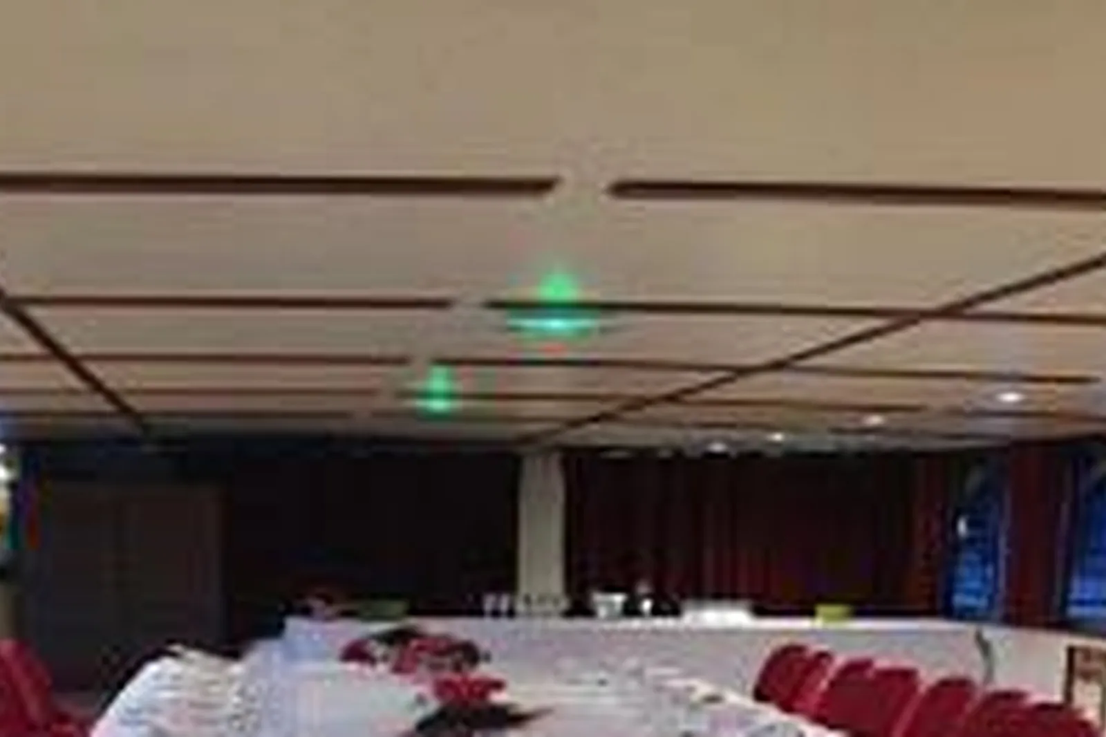 Lieux événementiels, LA GUÊPE BUISSONIÈRE