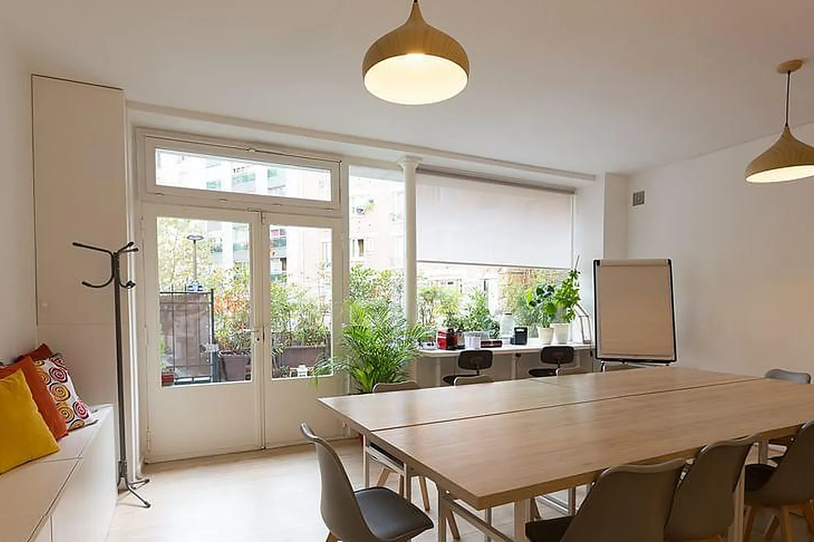 Lieux événementiels, LA MAISON 2LP