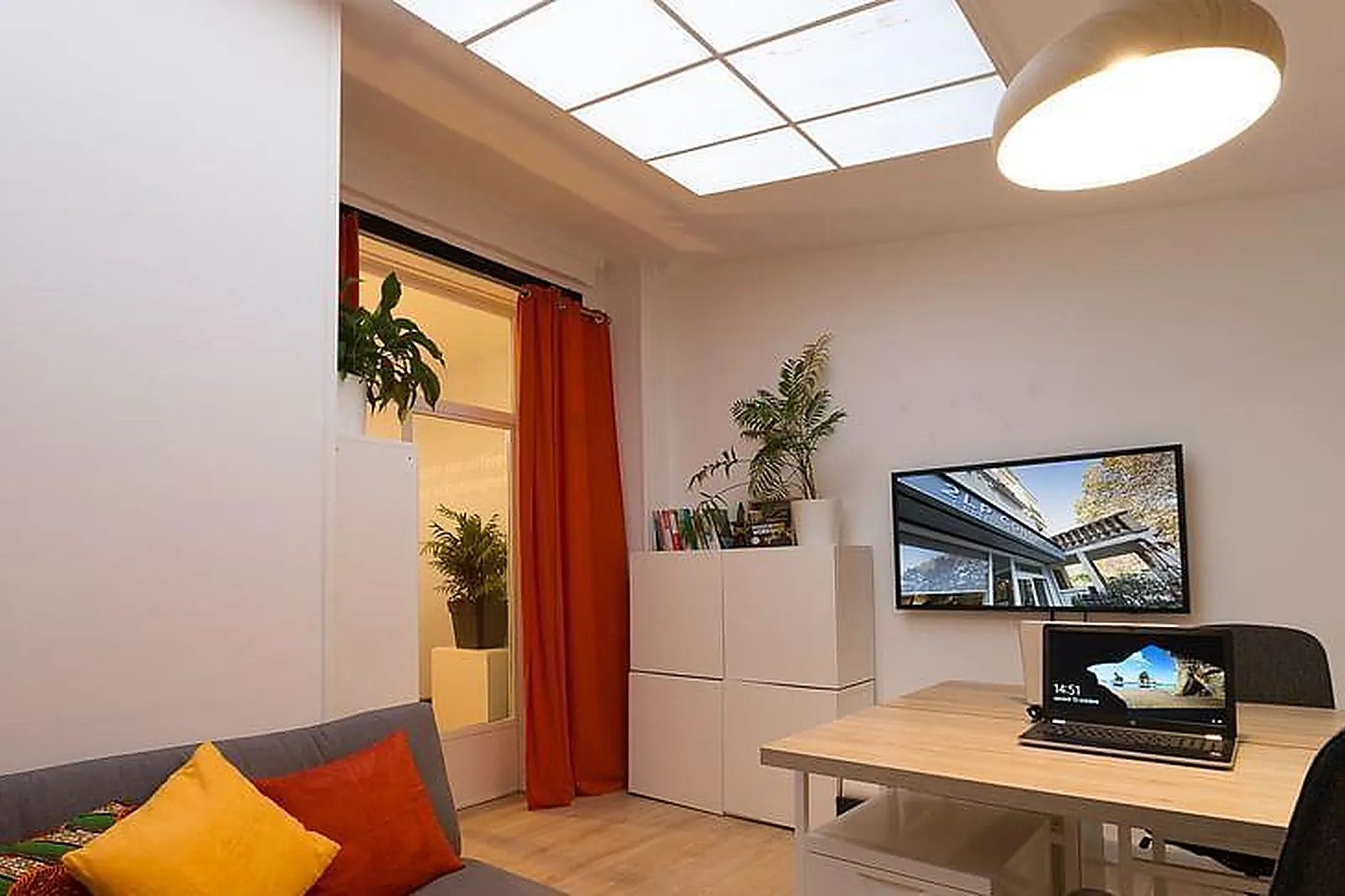 Lieux événementiels, LA MAISON 2LP