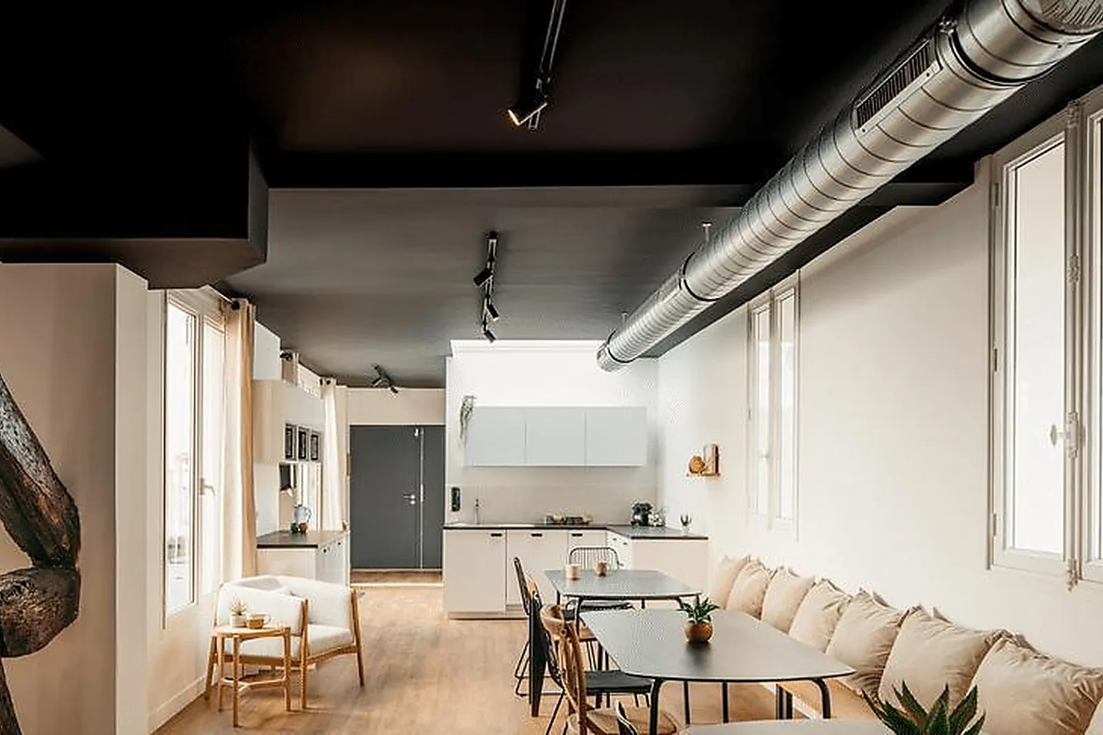 Lieux événementiels, LA MAISON CHABROL