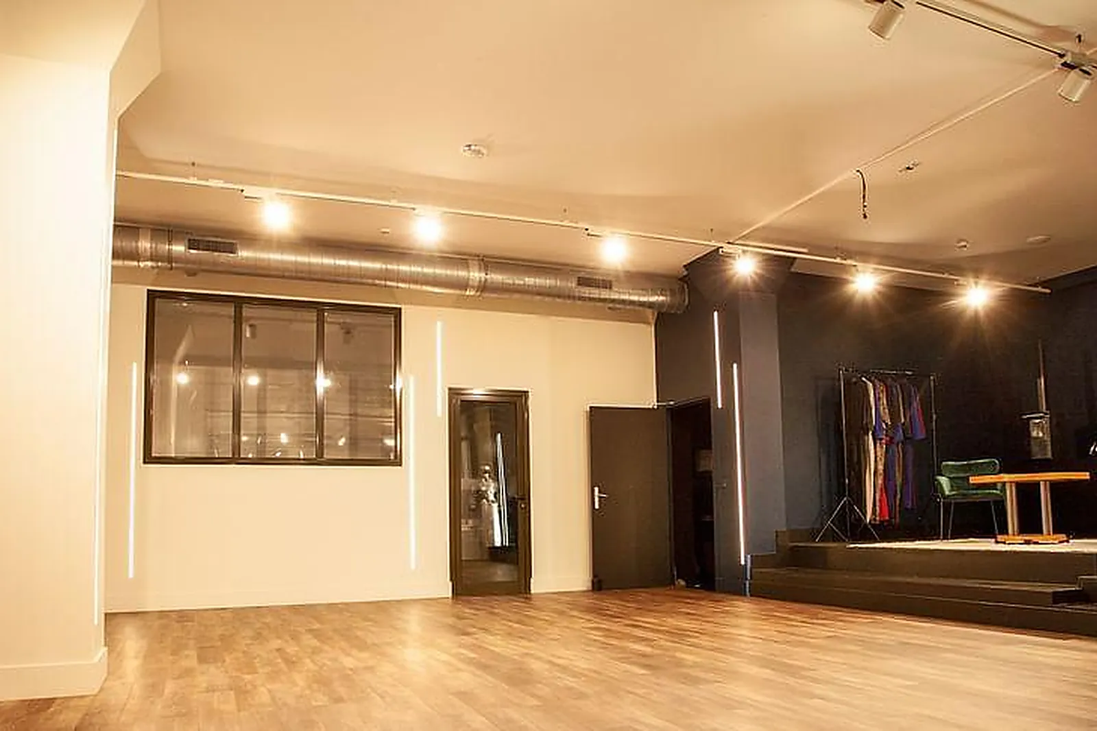 Lieux événementiels, LA MAISON HSY