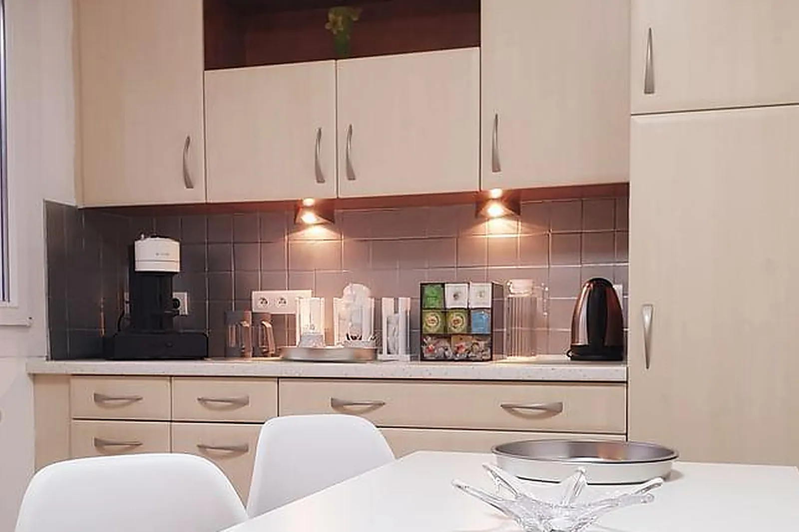 Lieux événementiels, LA MAISON NA ! ET LA NA-NNEXE