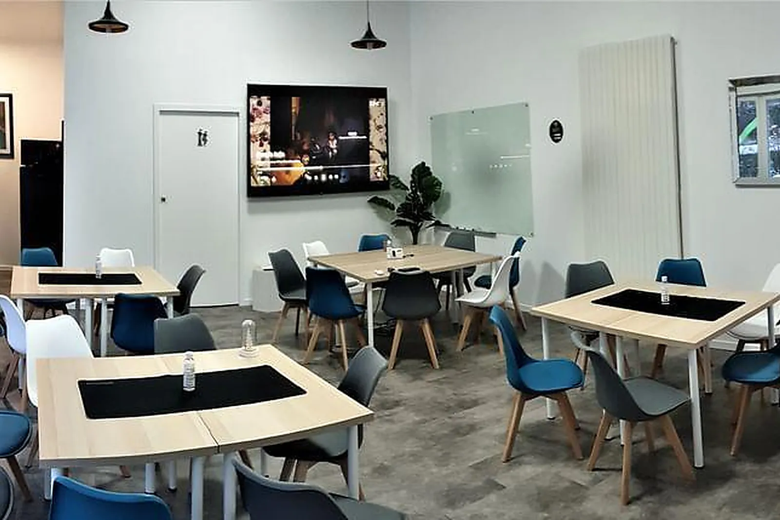 Lieux événementiels, LA MAISON NA ! ET LA NA-NNEXE