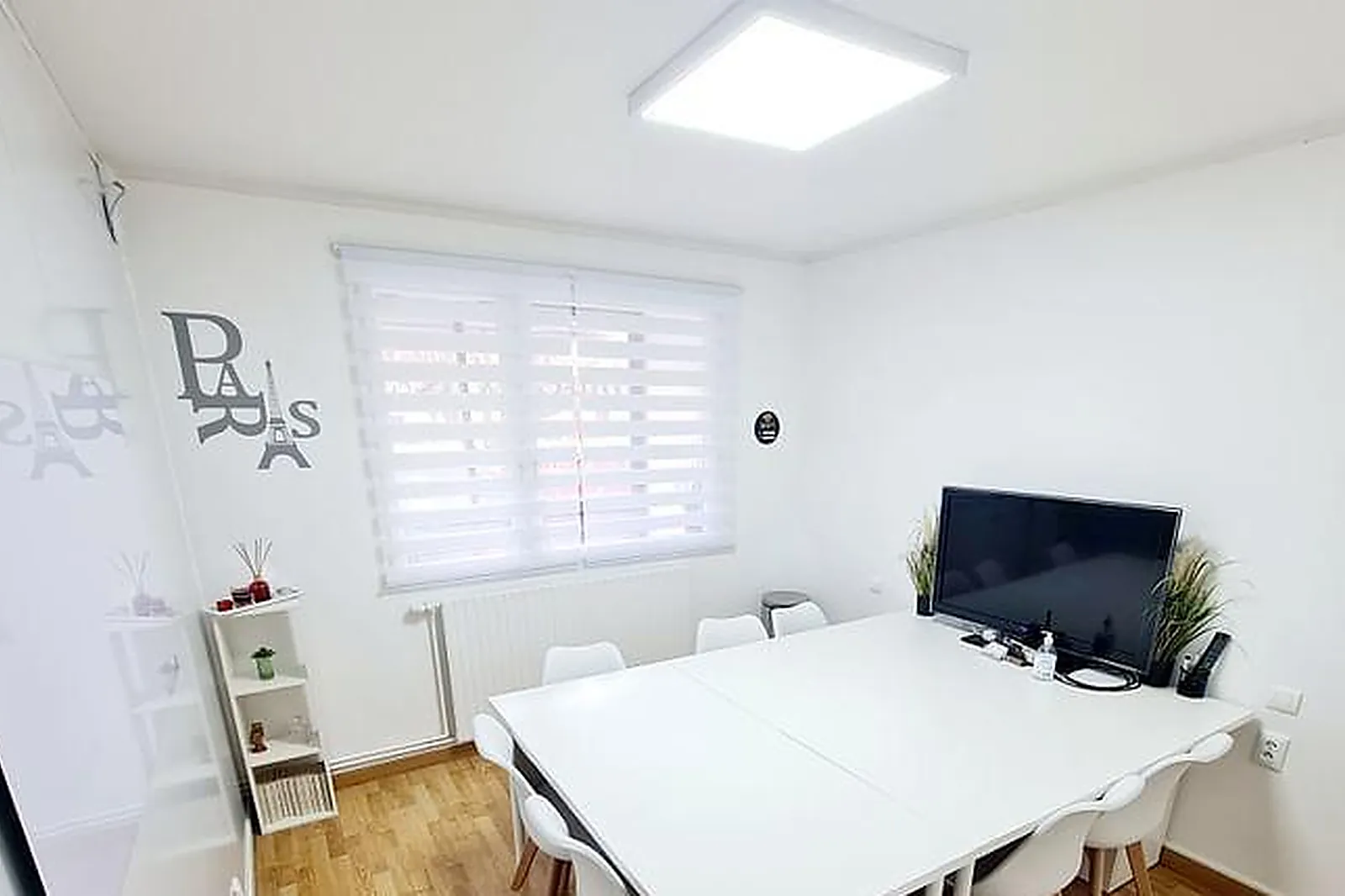 Lieux événementiels, LA MAISON NA ! ET LA NA-NNEXE