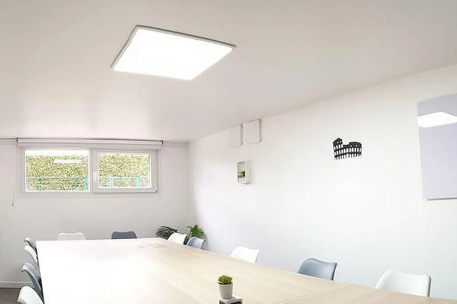 Lieux événementiels, LA MAISON NA ! ET LA NA-NNEXE