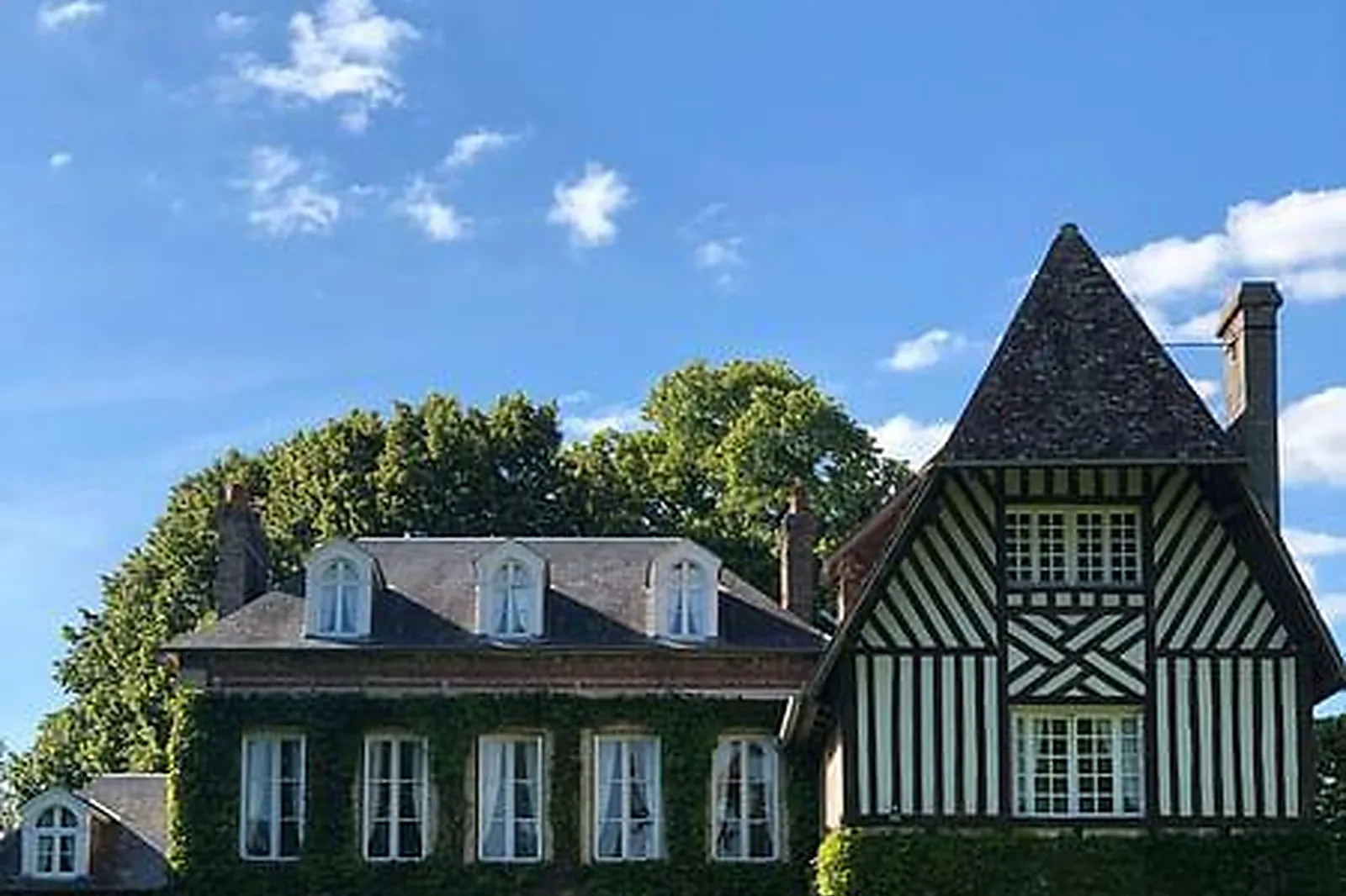 Lieux événementiels, LA MAISON NORMANDE