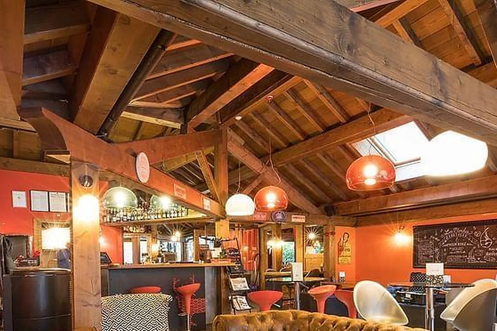 Lieux événementiels, LA MAISON ROUGE ***