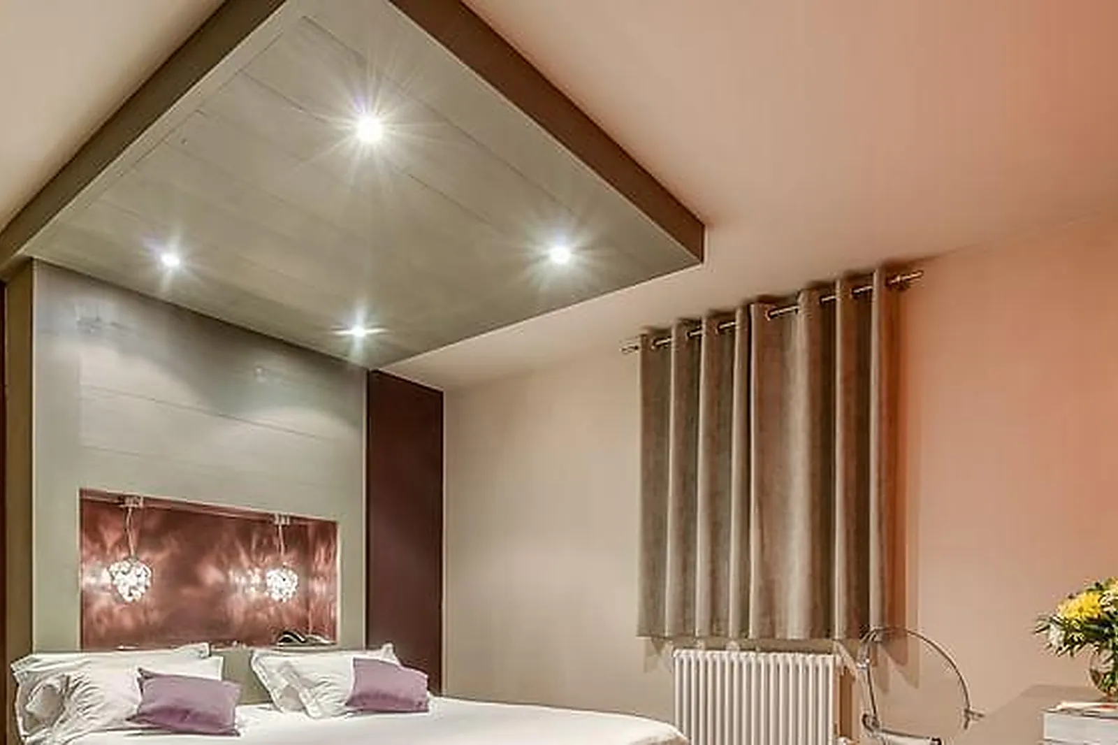 Lieux événementiels, LA MAISON ROUGE ***