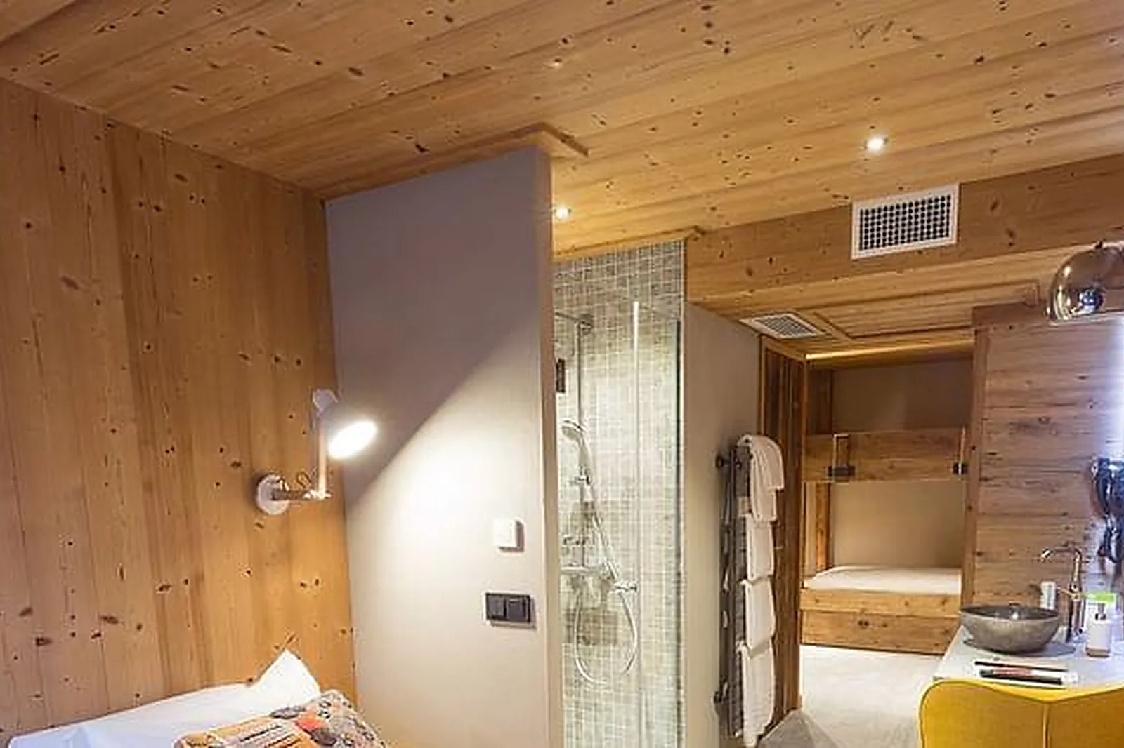 Lieux événementiels, LA MAISON ROUGE ***