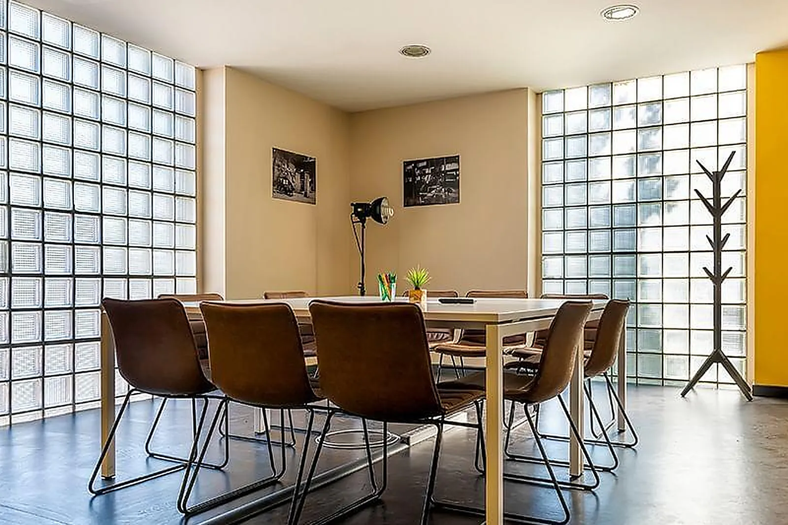 Lieux événementiels, LA NEWSROOM GARE