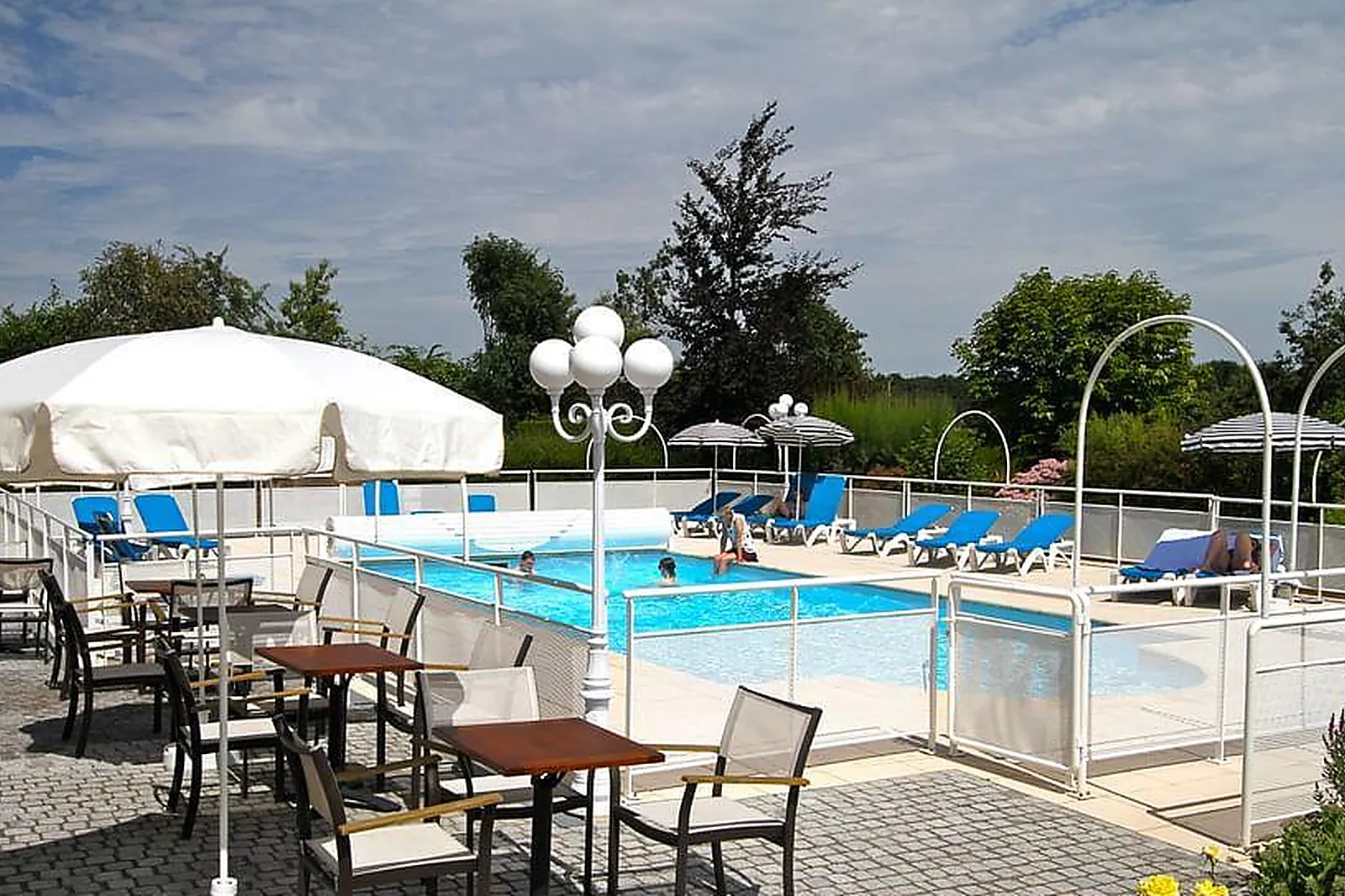 Lieux événementiels, LA MALOUINIERE DES LONGCHAMPS