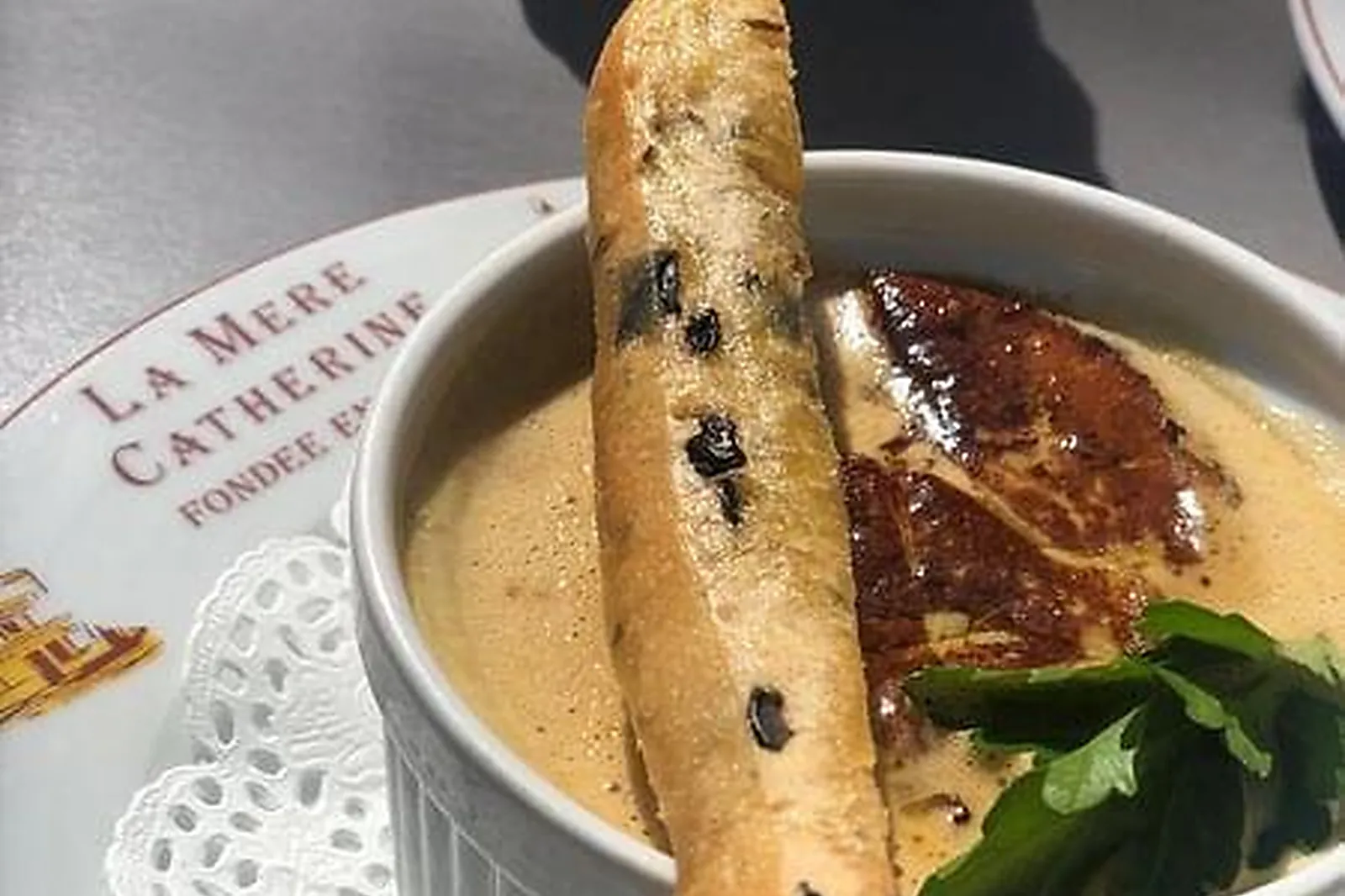 Lieux événementiels, LA MÈRE CATHERINE