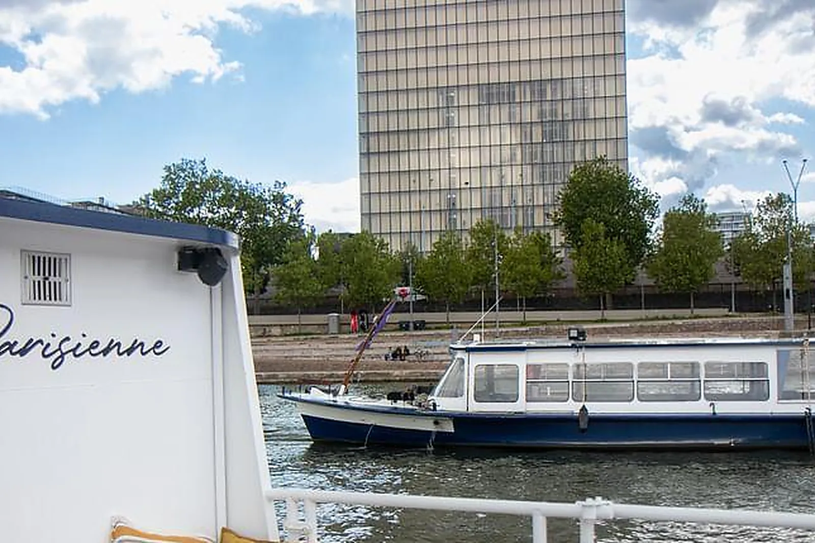 Lieux événementiels, LA PARISIENNE