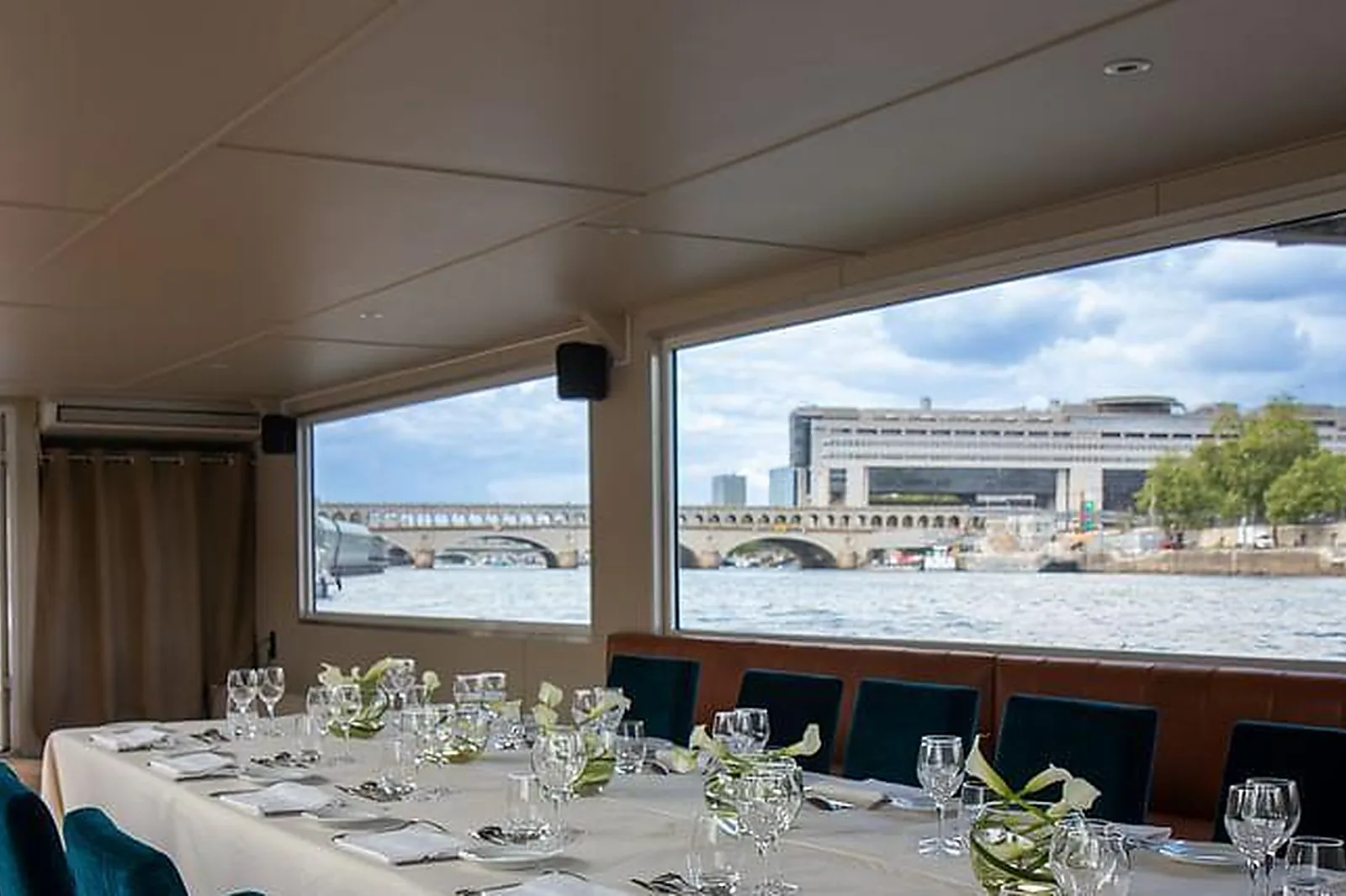 Lieux événementiels, LA PARISIENNE