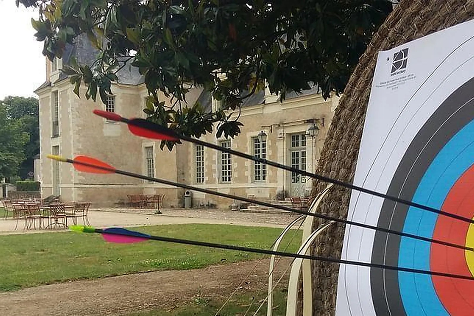 Lieux événementiels, LA PERRIÈRE CHÂTEAU & GOLF