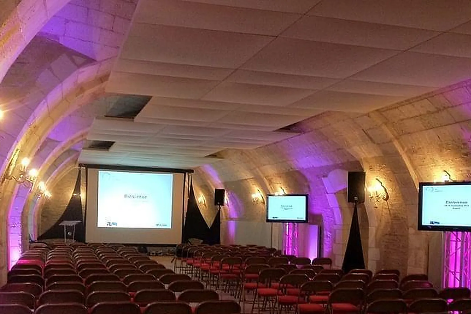 Lieux événementiels, LA PERRIÈRE CHÂTEAU & GOLF