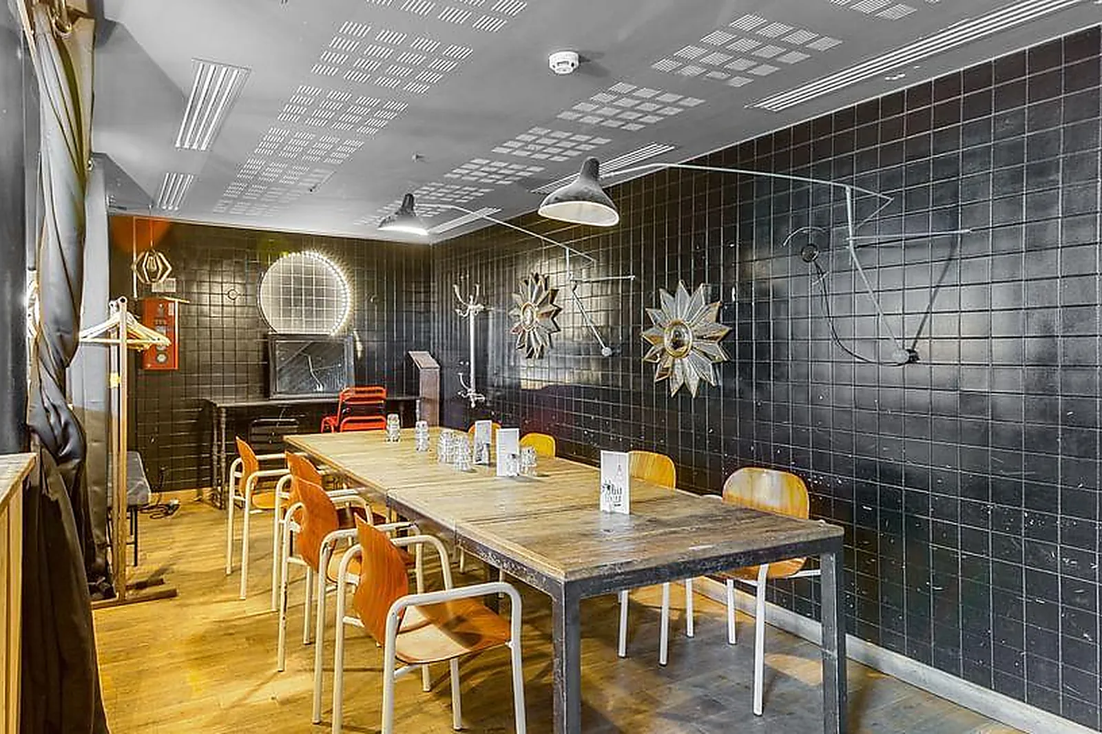 Lieux événementiels, LA PETITE HALLE