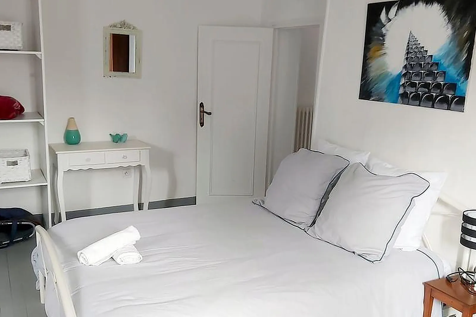 Lieux événementiels, LA PIERRE PRÉCIEUSE