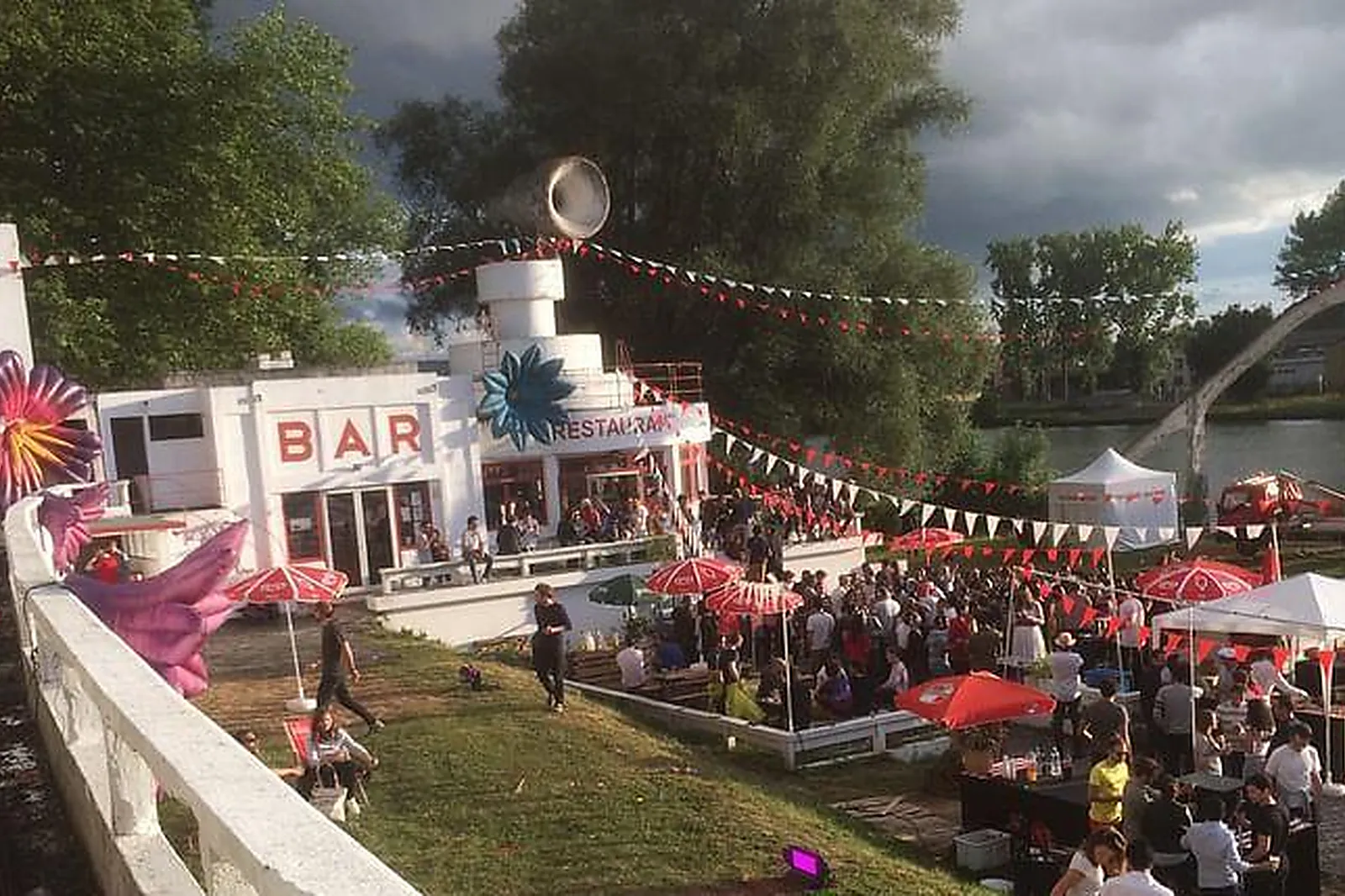 Lieux événementiels, LA PLAGE DE LYS CHANTILLY