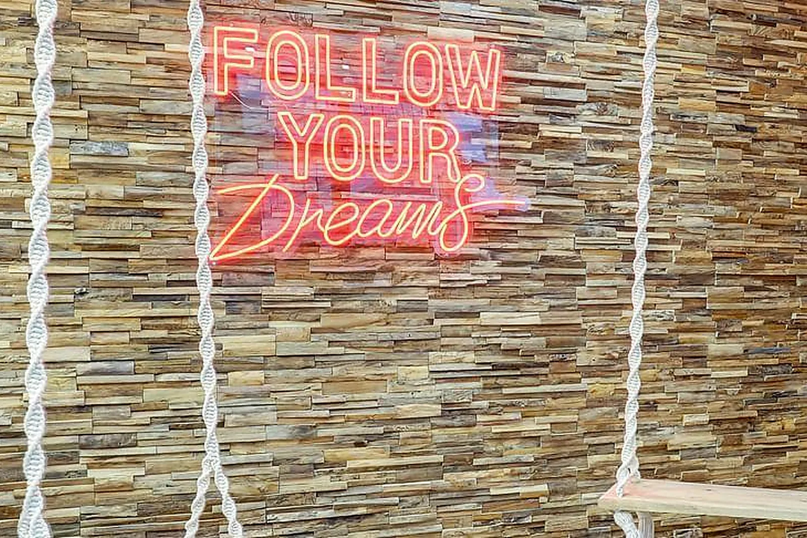 Lieux événementiels, LA PURA VIDA