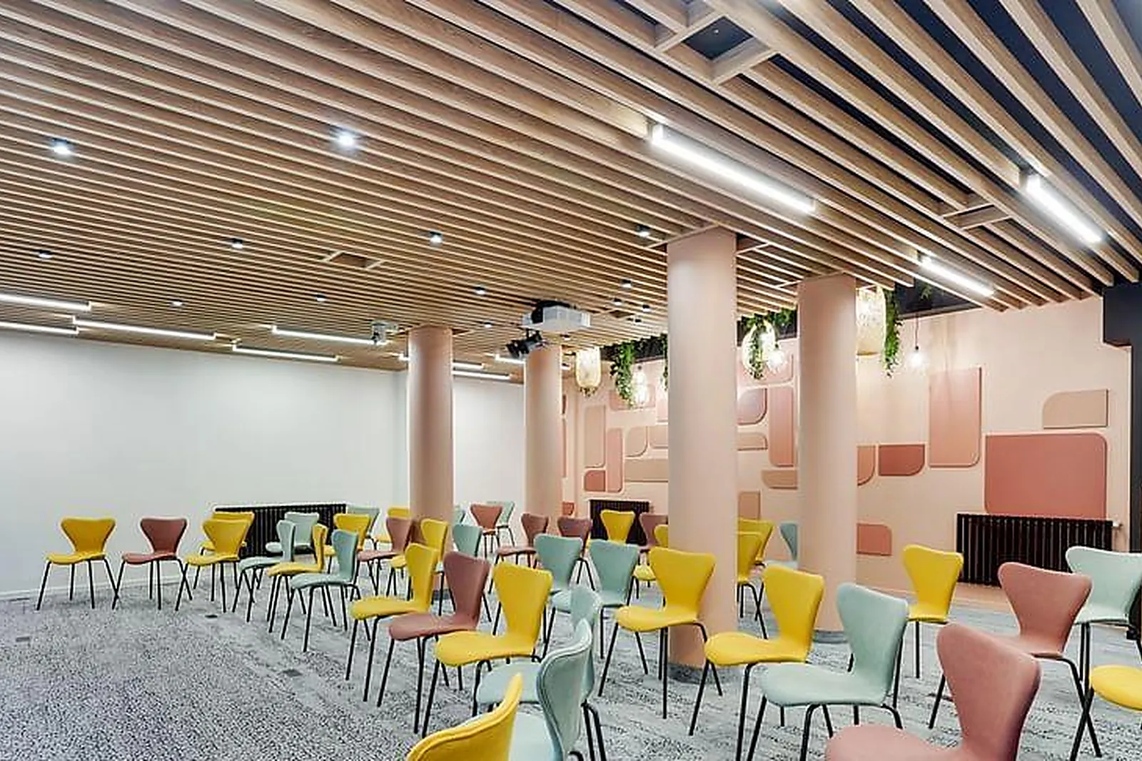 Lieux événementiels, LA PURA VIDA