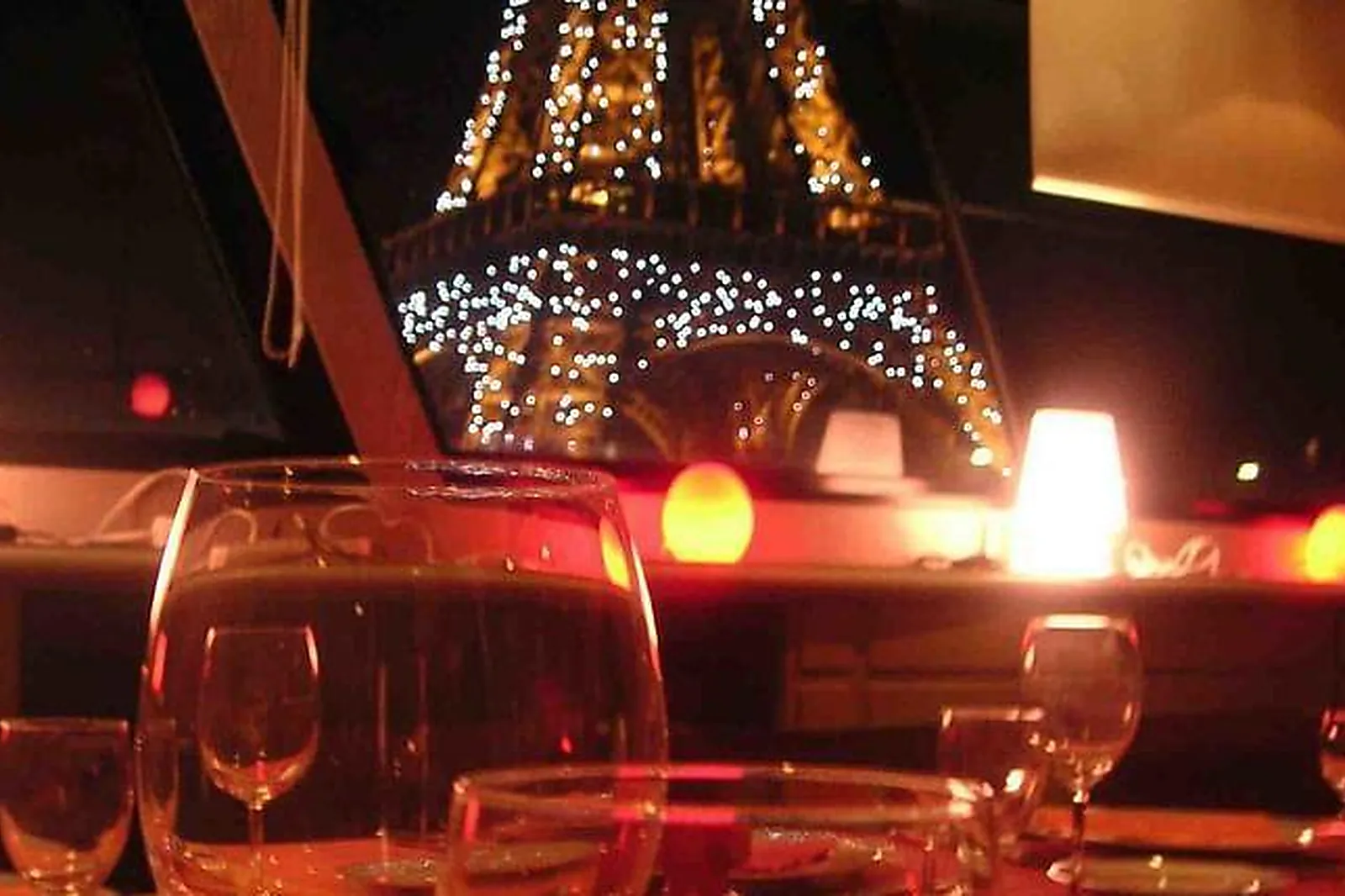 Lieux événementiels, LA PÉNICHE EIFFEL