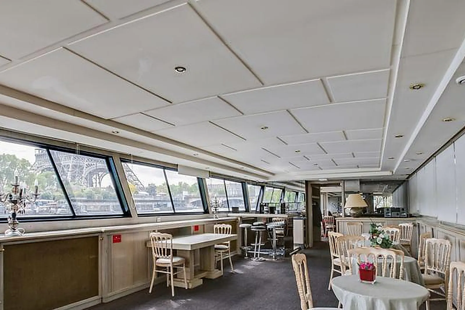 Lieux événementiels, LA PÉNICHE EIFFEL