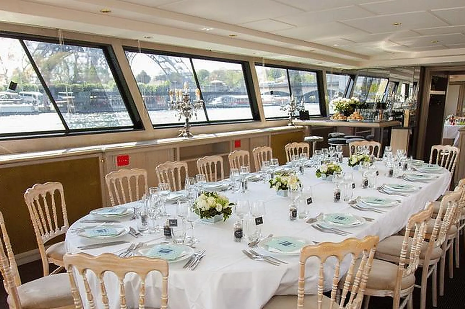 Lieux événementiels, LA PÉNICHE EIFFEL