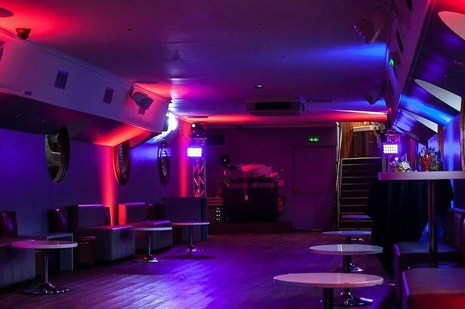 Lieux événementiels, AFTERPLACE RÉPUBLIQUE