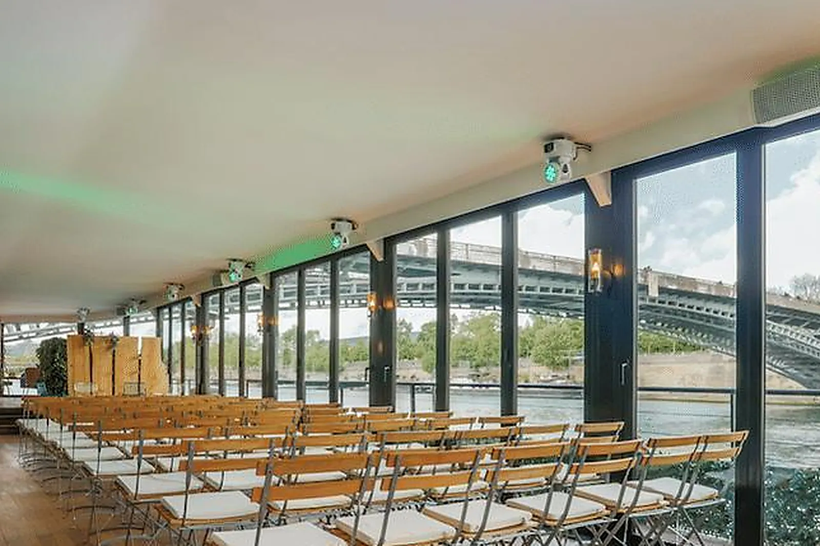 Lieux événementiels, MOULIN DE PILLAY