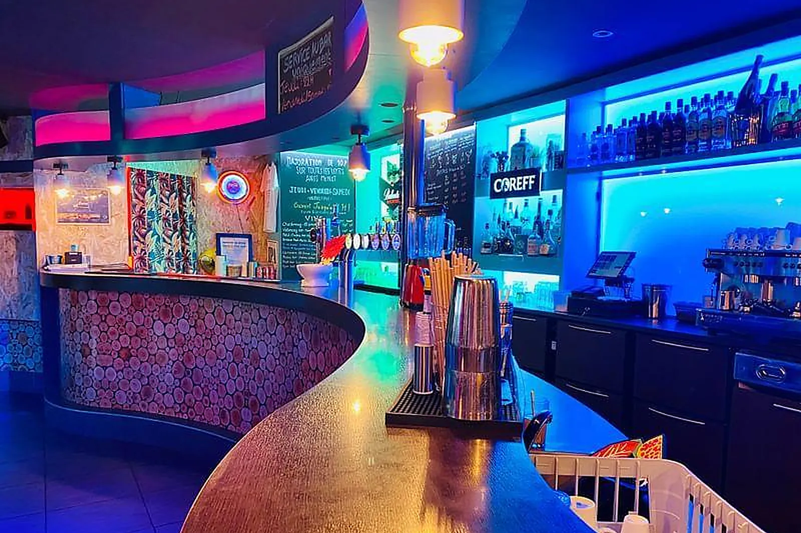 Lieux événementiels, LA RASKETTE