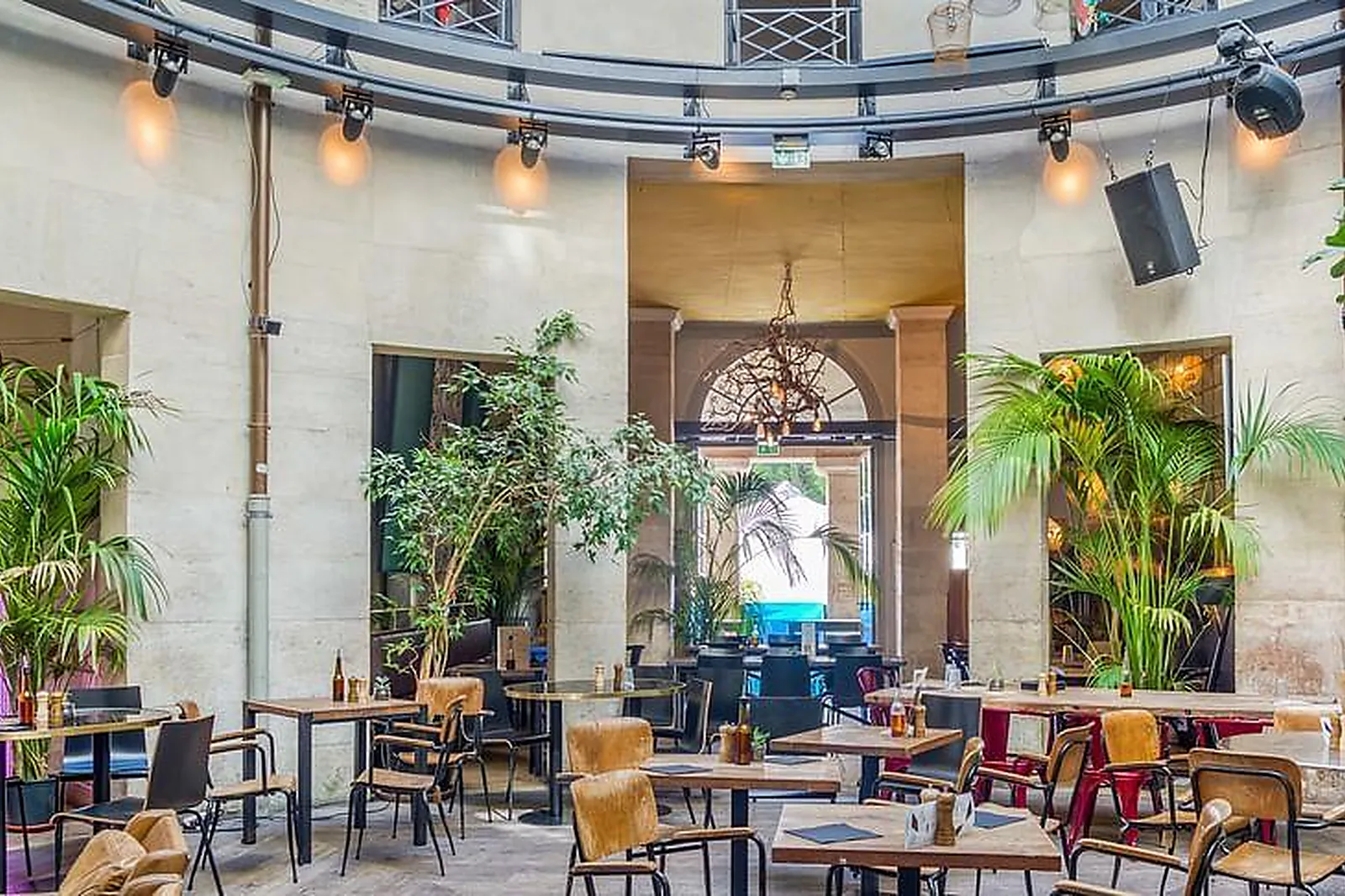 Lieux événementiels, LA ROTONDE STALINGRAD