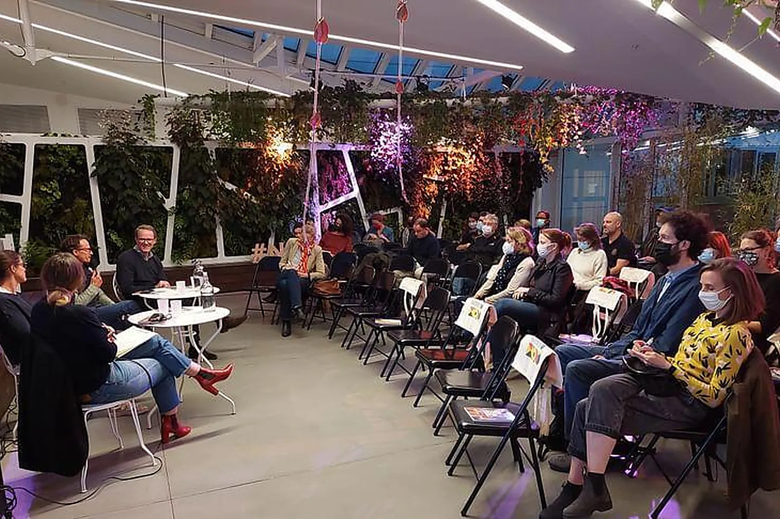 Lieux événementiels, LE JULES VERNE ****