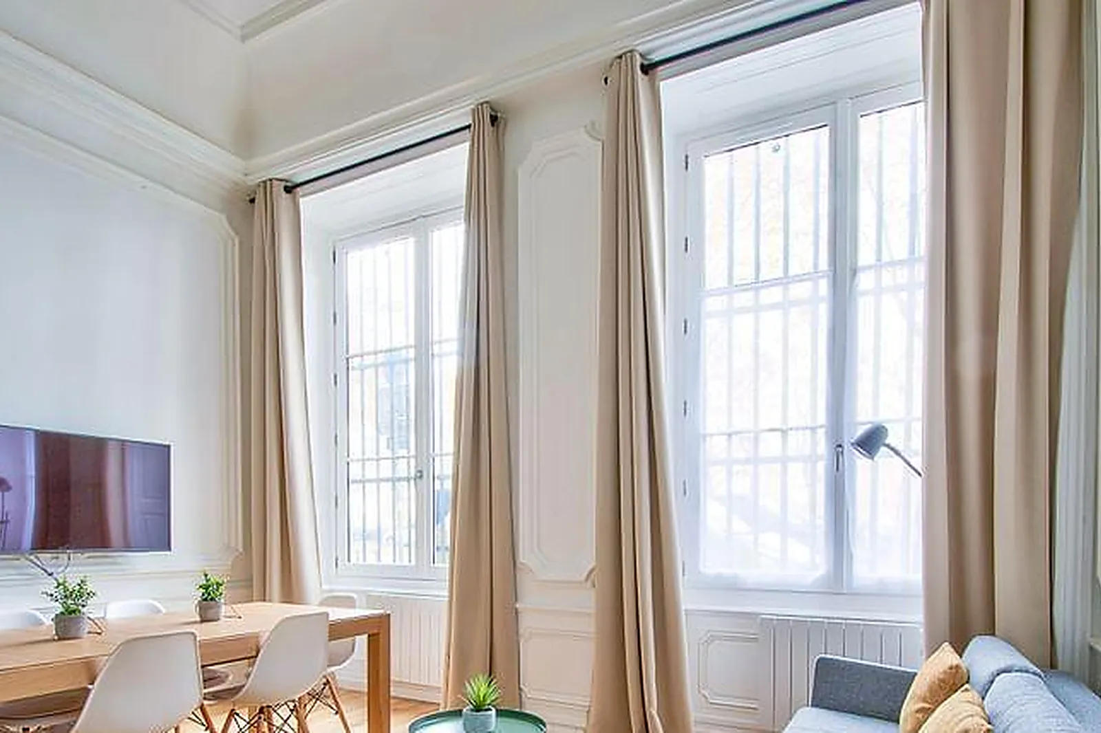 Lieux événementiels, LA SUITE LASSAGNE