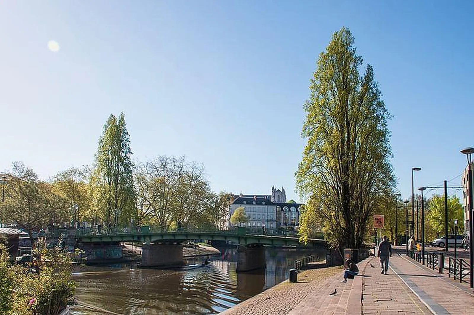 Lieux événementiels, LA TANIÈRE DU CRÉATEUR