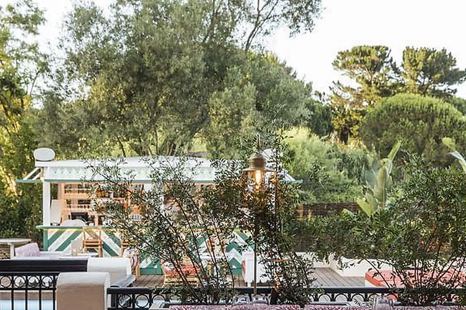 Lieux événementiels, LA TARTANE SAINT-TROPEZ *****