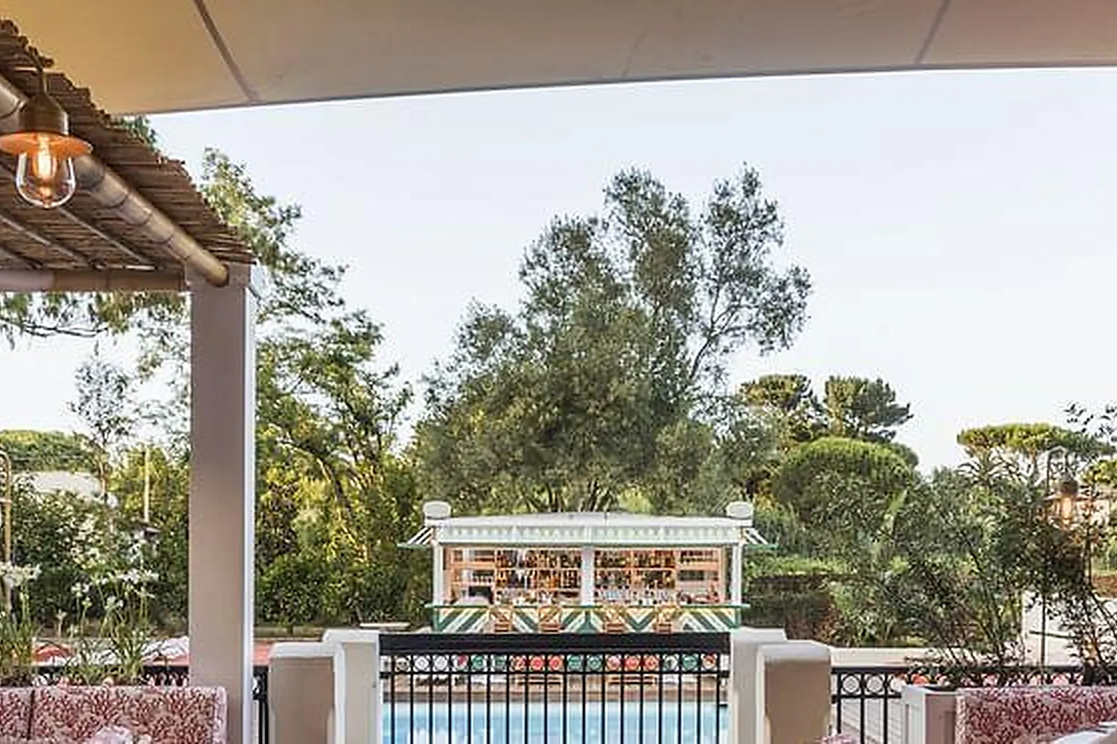 Lieux événementiels, LA TARTANE SAINT-TROPEZ *****