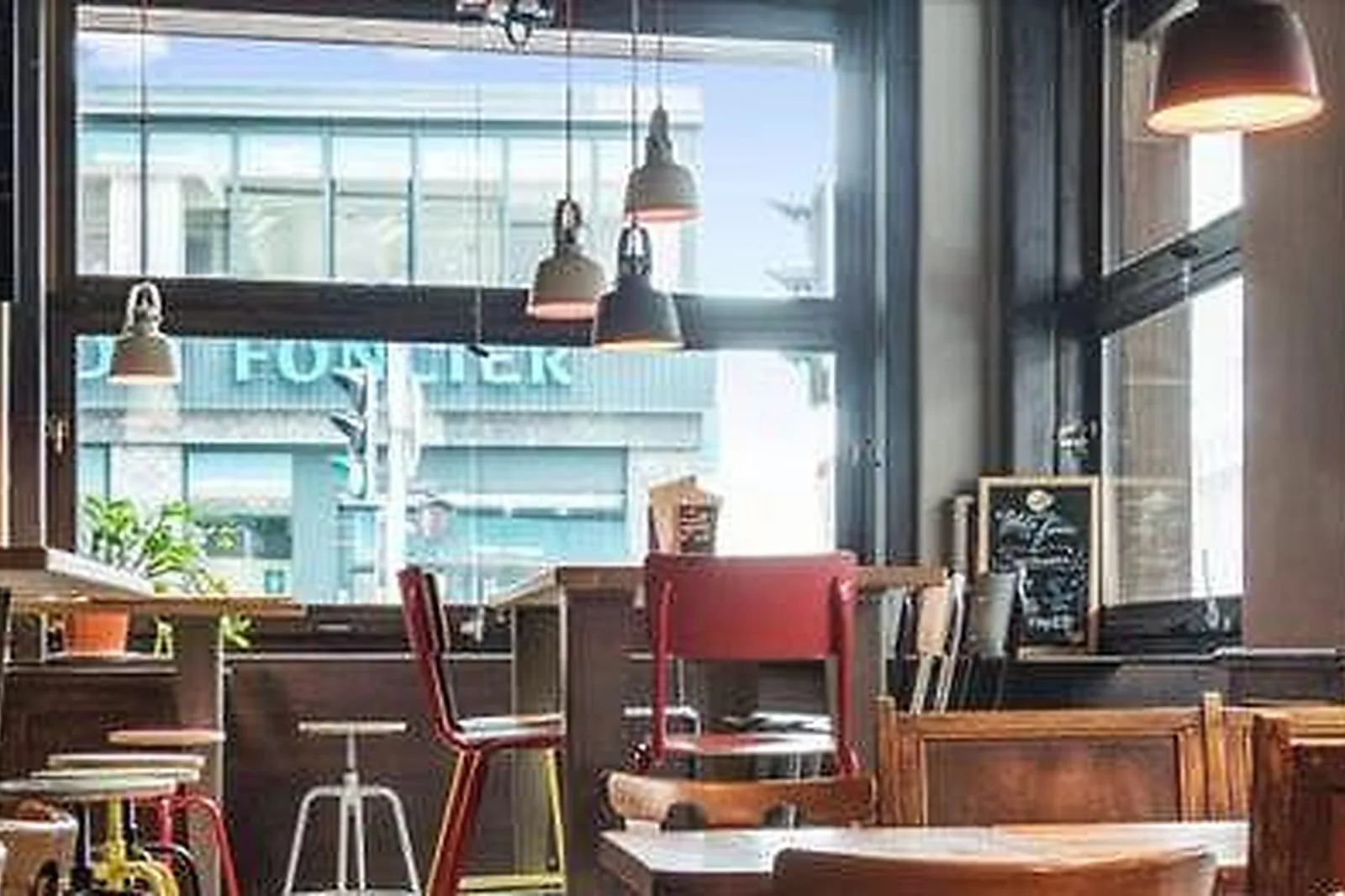 Lieux événementiels, LA TAVERNE DES SERRURIERS