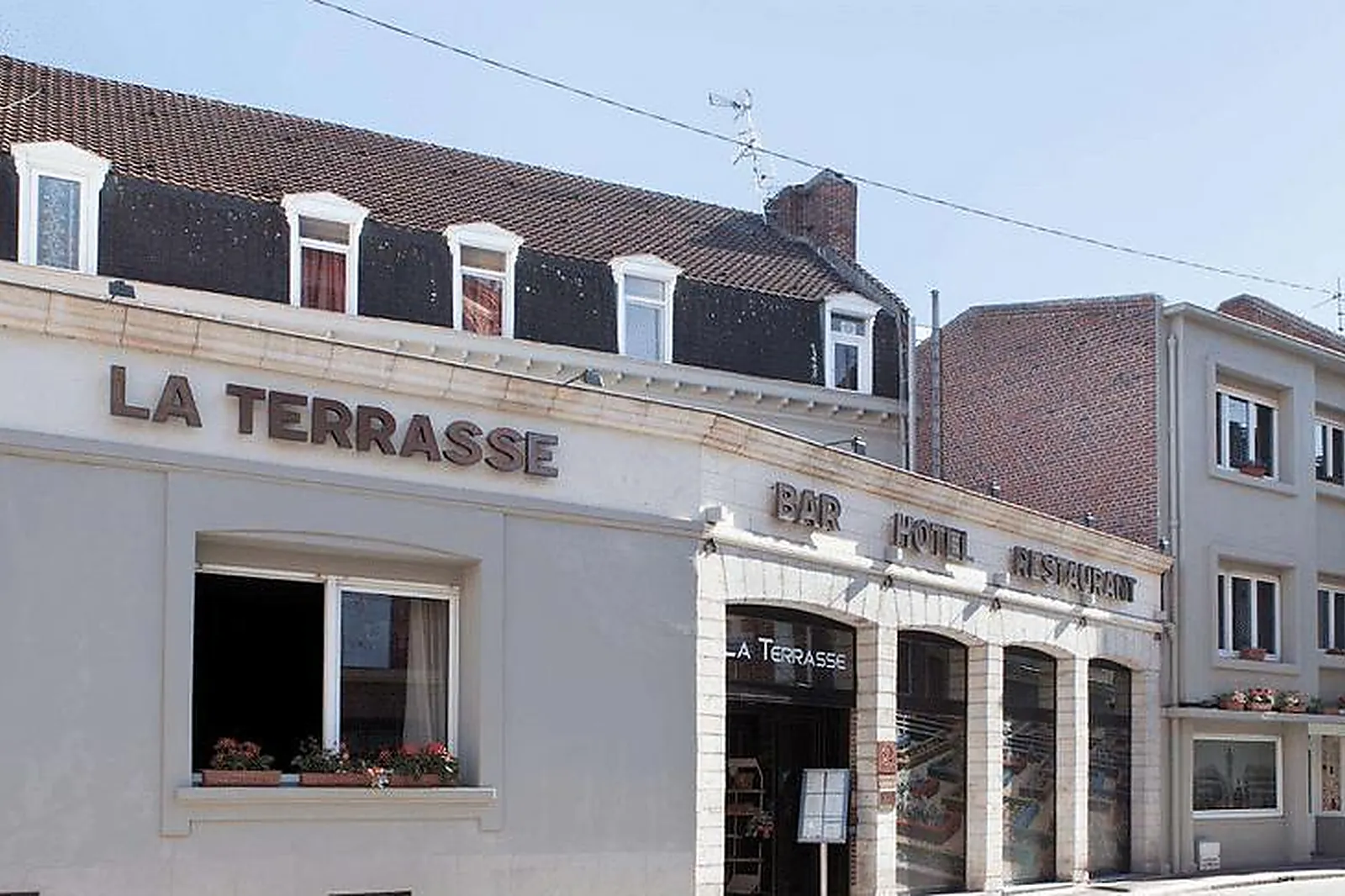 Lieux événementiels, LA TERRASSE HÔTEL DOUAI****