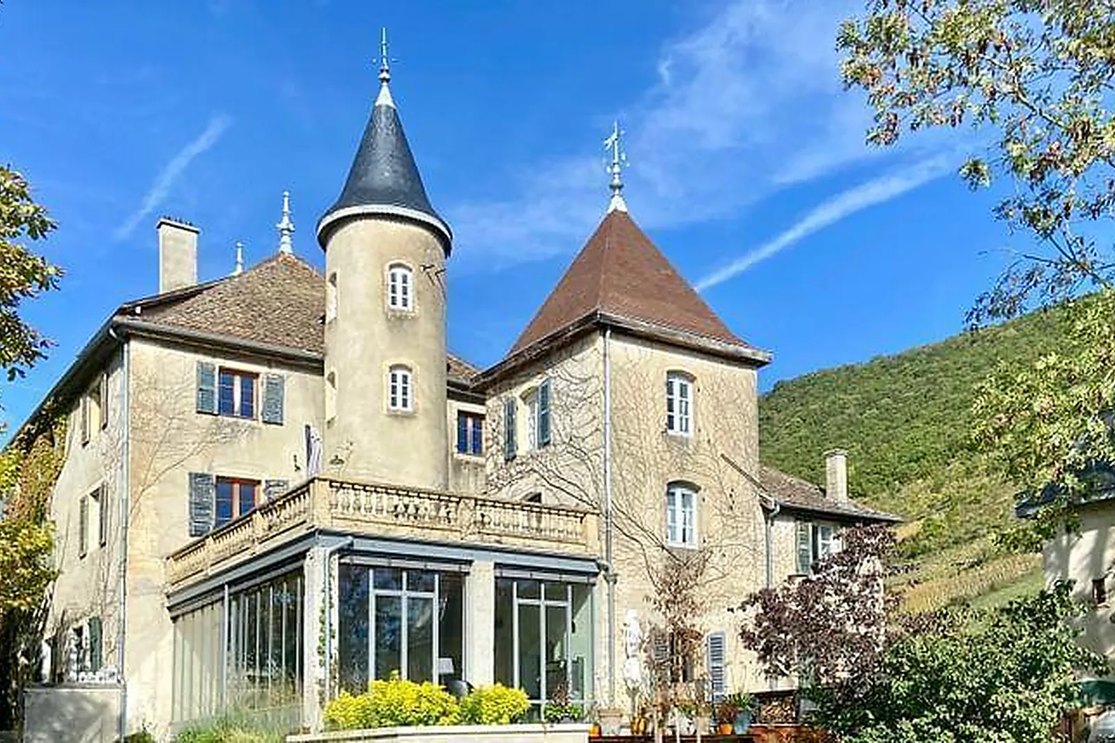 Lieux événementiels, LA TOUR D'ONCIN