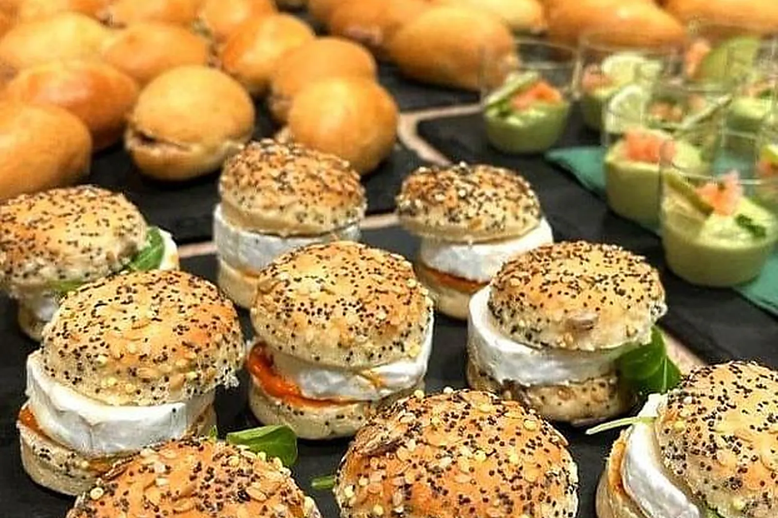 Lieux événementiels, LA TROISIÈME PLACE